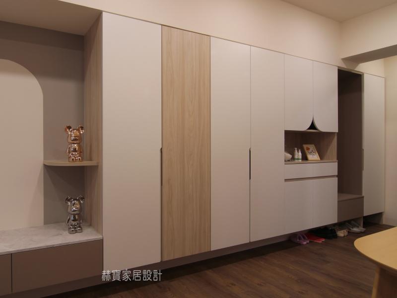 玄關、電視牆